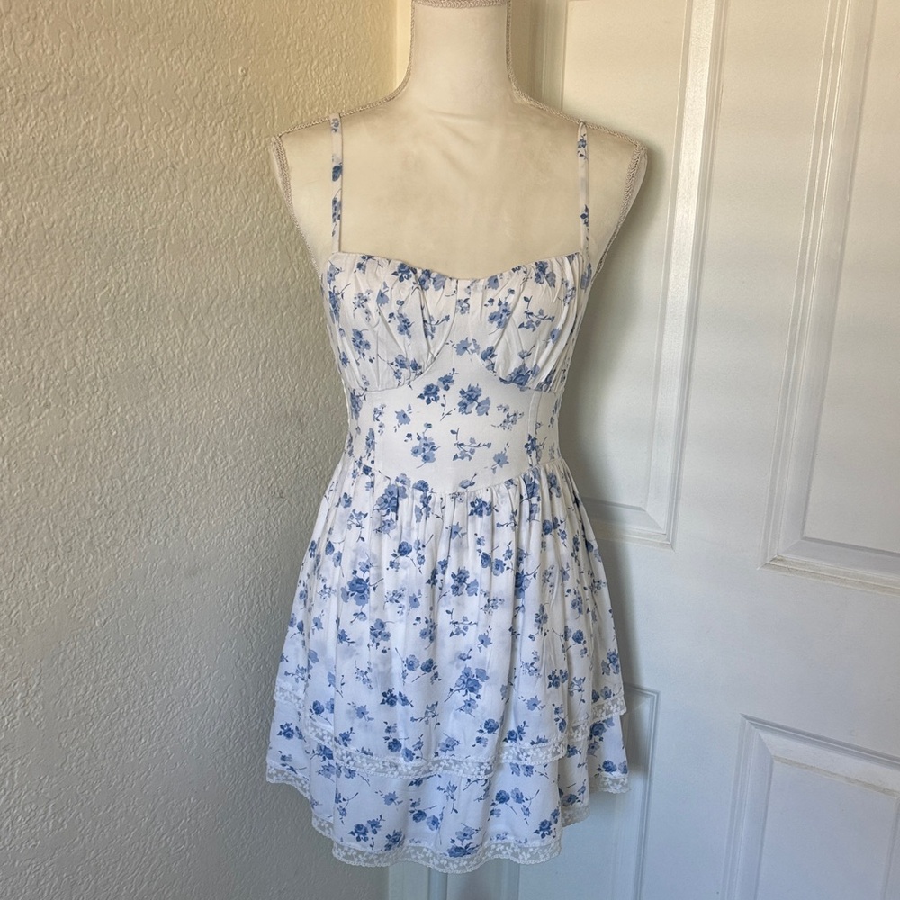 Hollister Brand New Floral Blue and White Dress